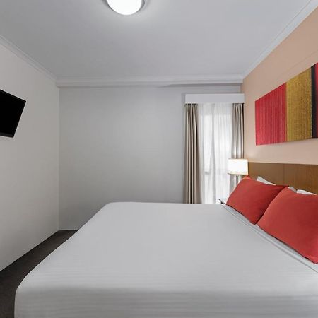 Adina Serviced Apartments Sydney Martin Place Exterior photo