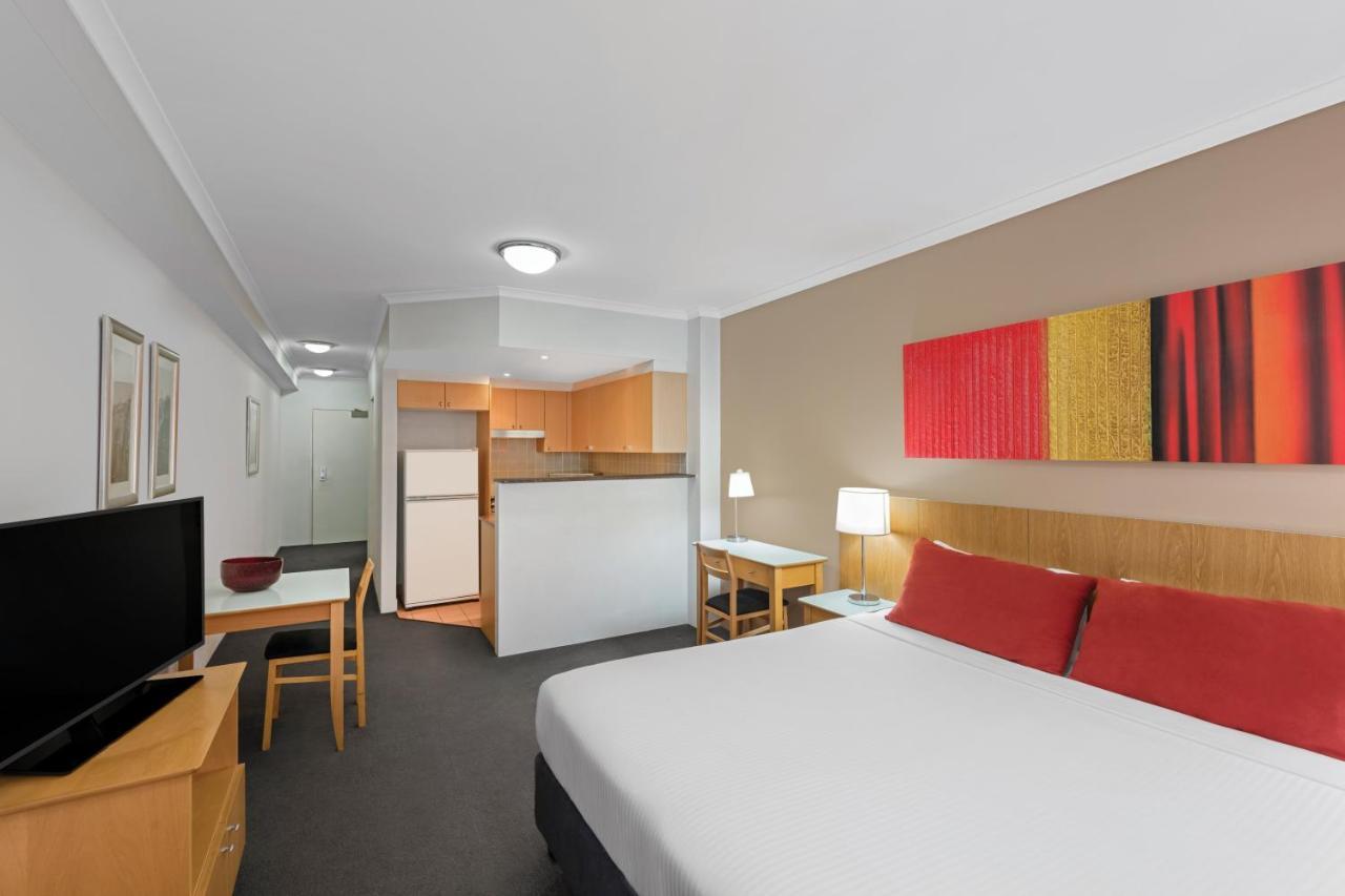 Adina Serviced Apartments Sydney Martin Place Exterior photo